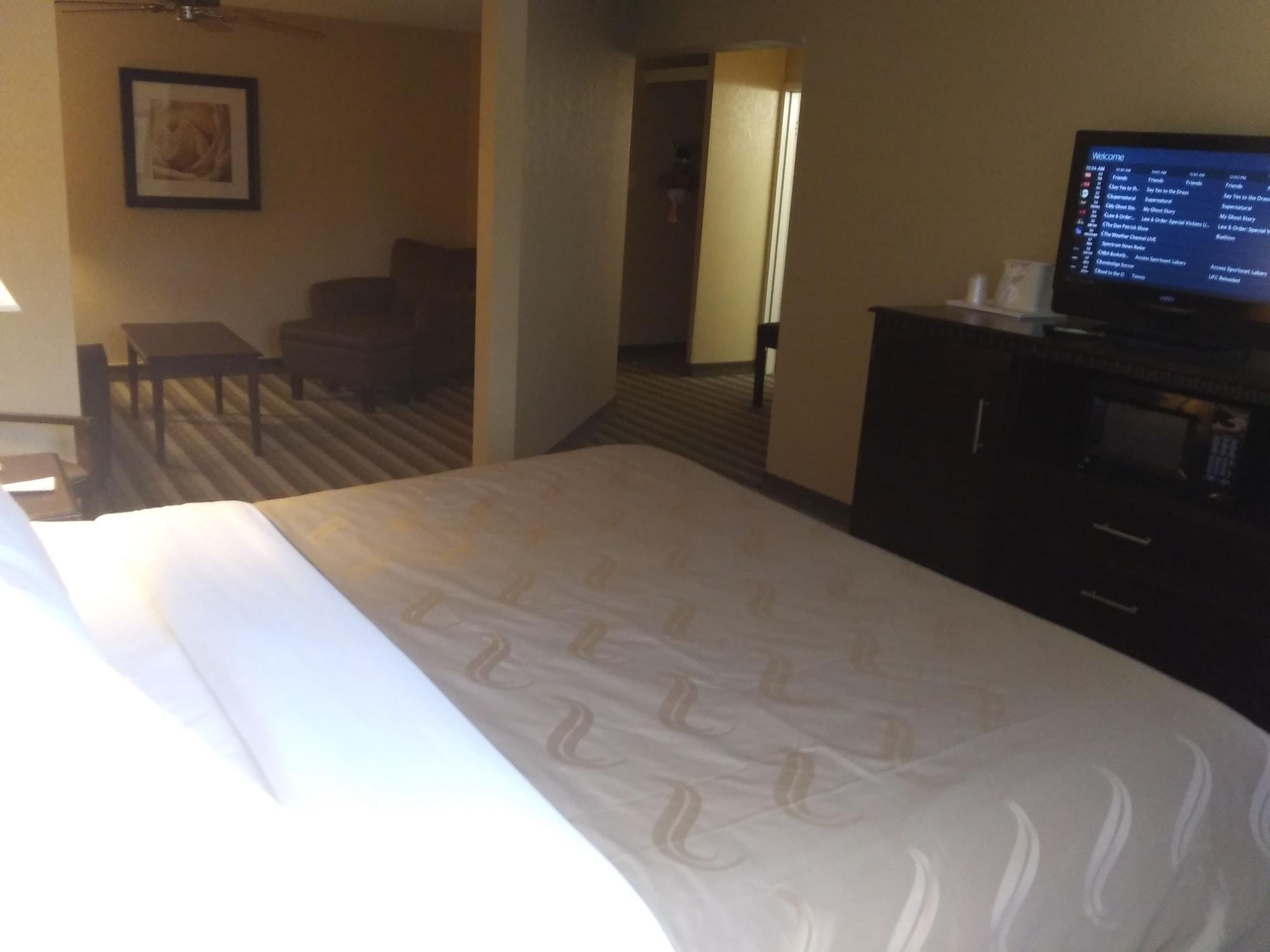 Quality Inn And Suites Fairgrounds - Syracuse Seneca Knolls Eksteriør bilde