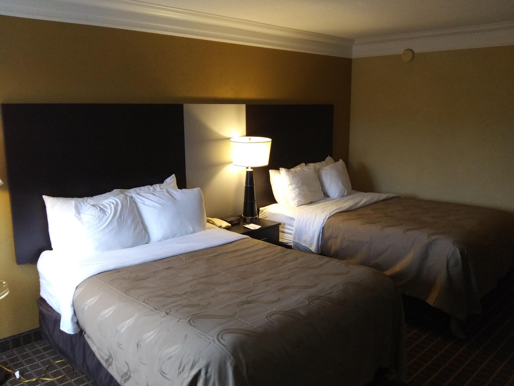 Quality Inn And Suites Fairgrounds - Syracuse Seneca Knolls Eksteriør bilde