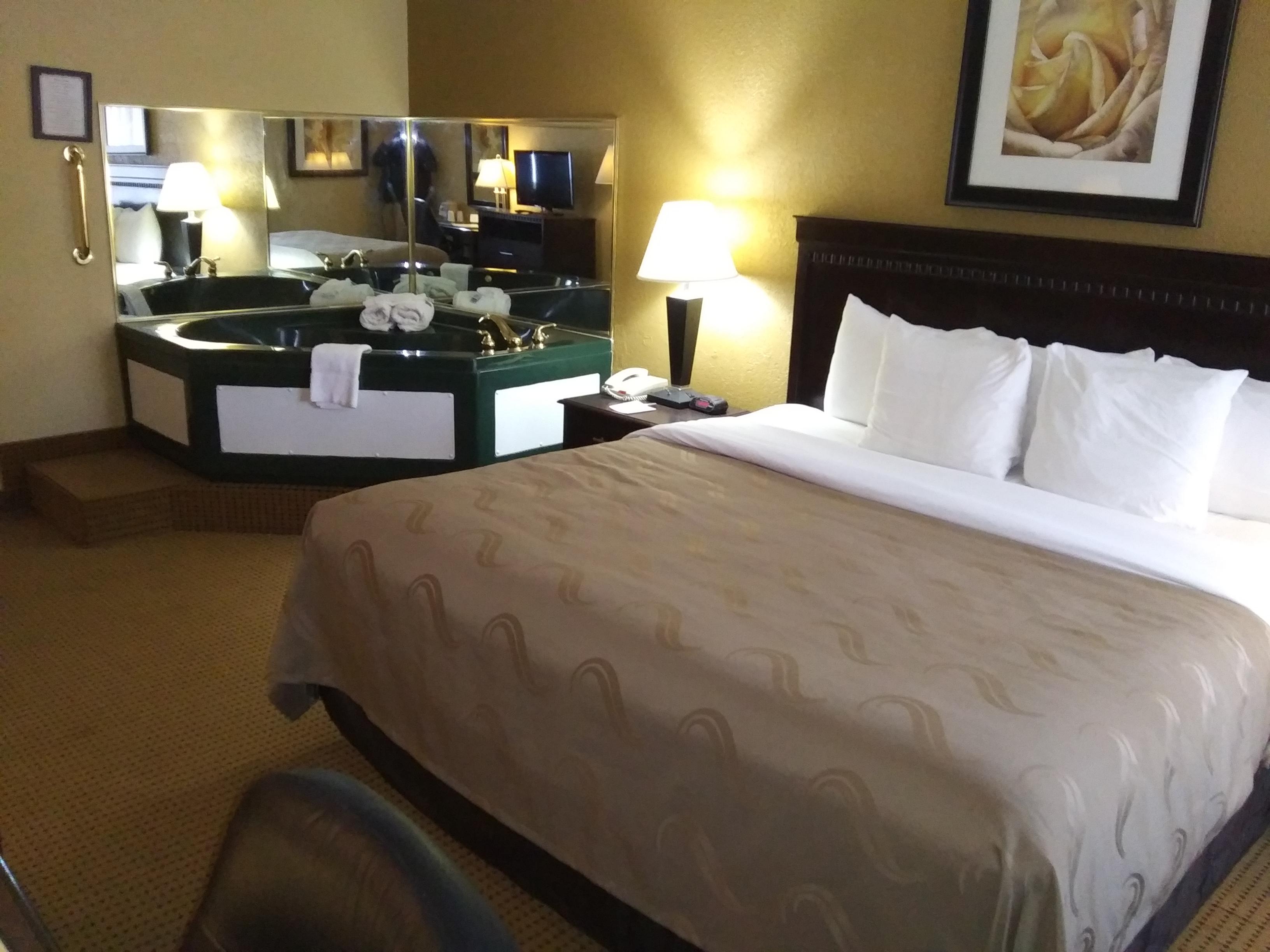 Quality Inn And Suites Fairgrounds - Syracuse Seneca Knolls Eksteriør bilde