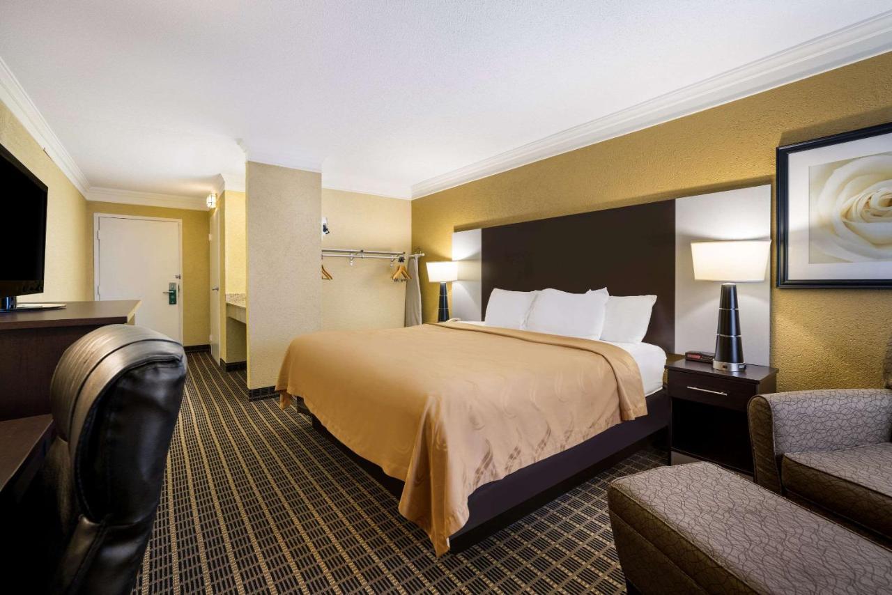 Quality Inn And Suites Fairgrounds - Syracuse Seneca Knolls Eksteriør bilde