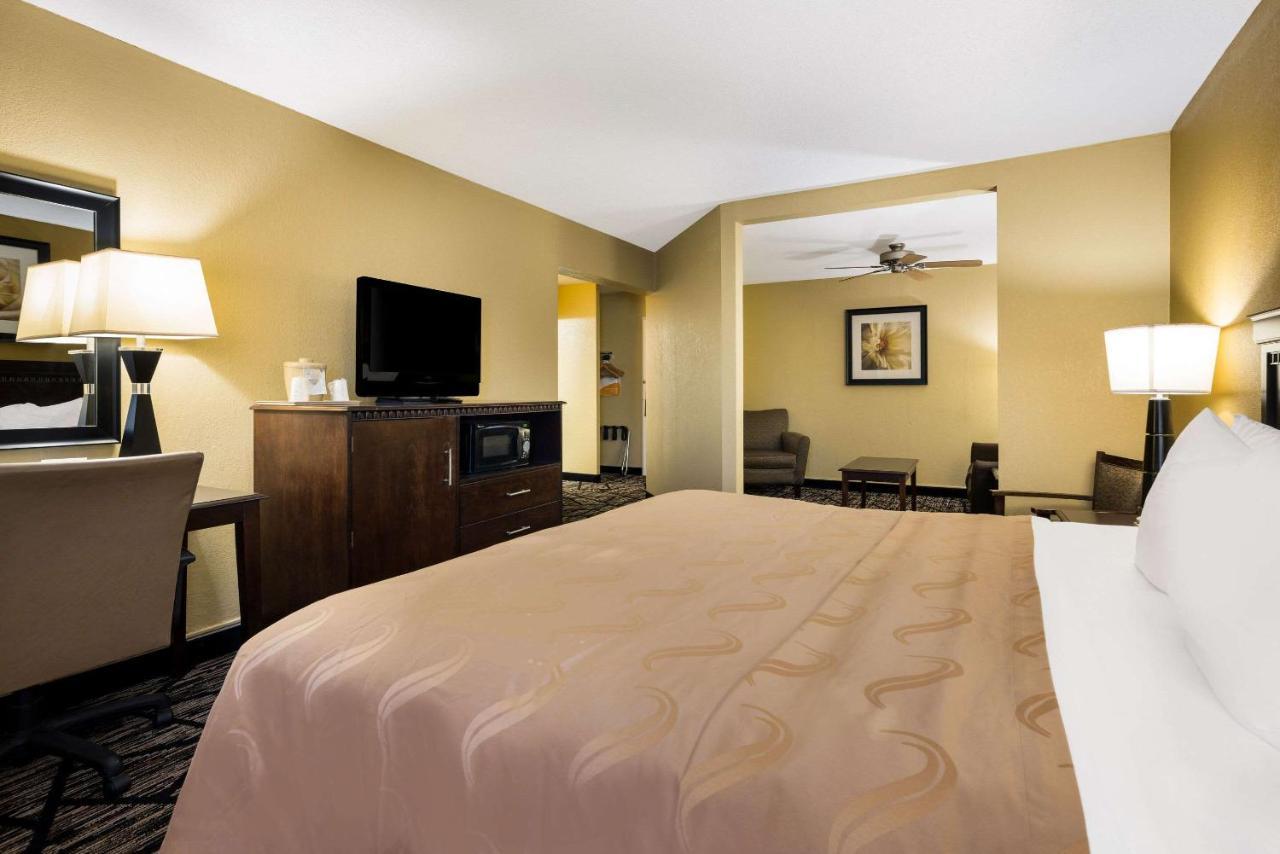 Quality Inn And Suites Fairgrounds - Syracuse Seneca Knolls Eksteriør bilde